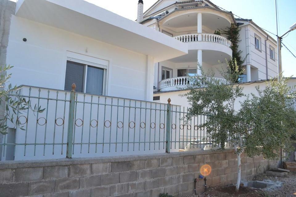 Villa Melodia Xhek 卡萨米尔 外观 照片
